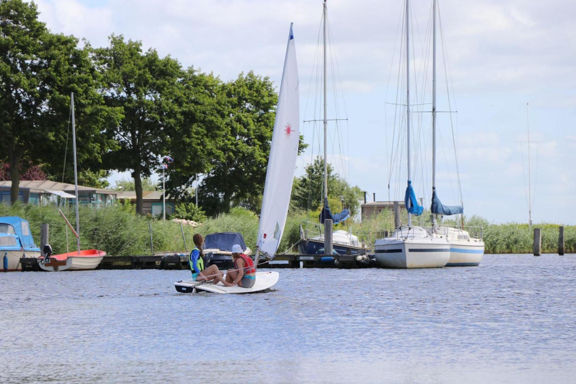 "Heleen" 6 Pers, Lauwersmeer Waterfront, Full Equipped And Modern Anjum Exterior foto